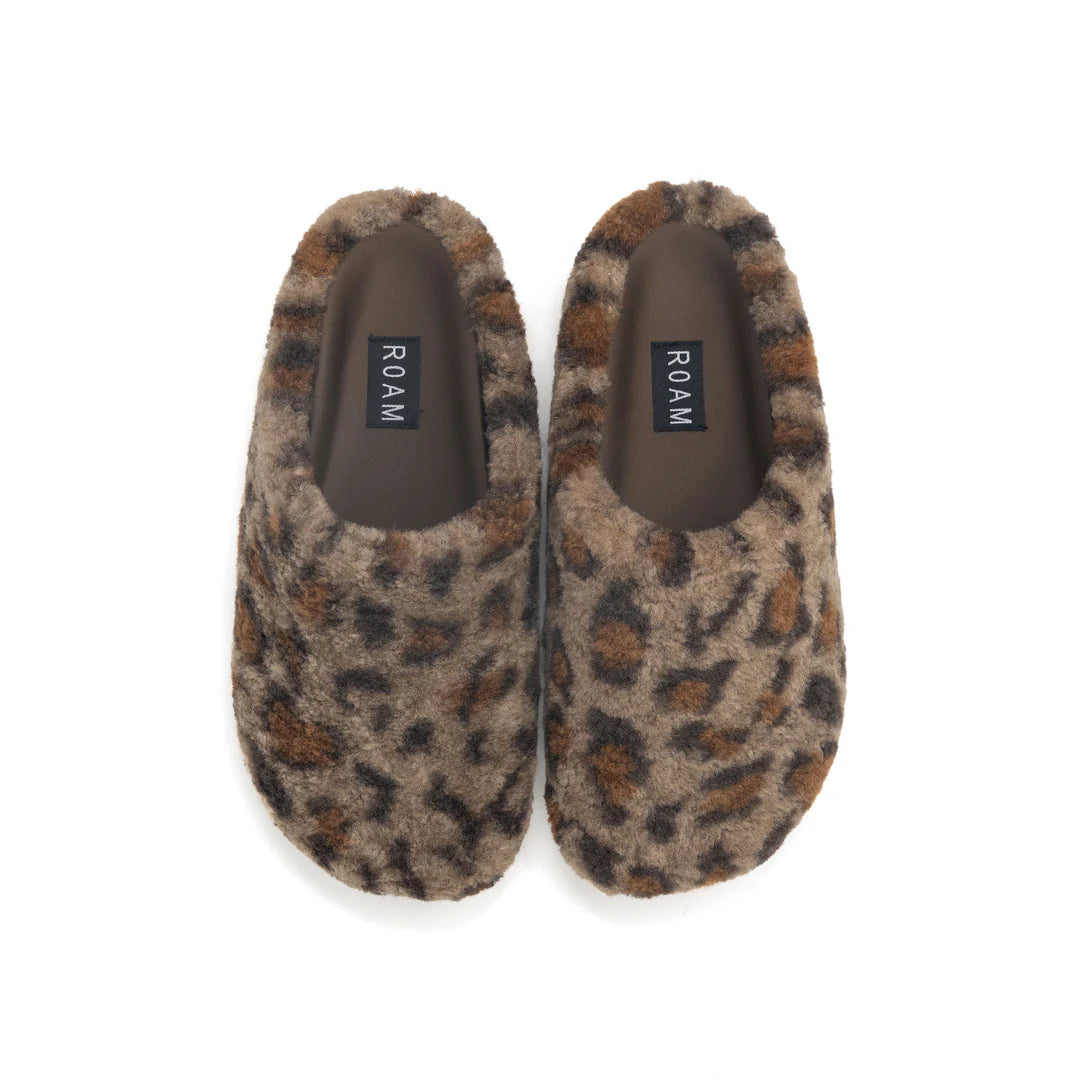Roam Roam FUZZY CLOG TAUPE LEOPARD FAUX SHEARLING