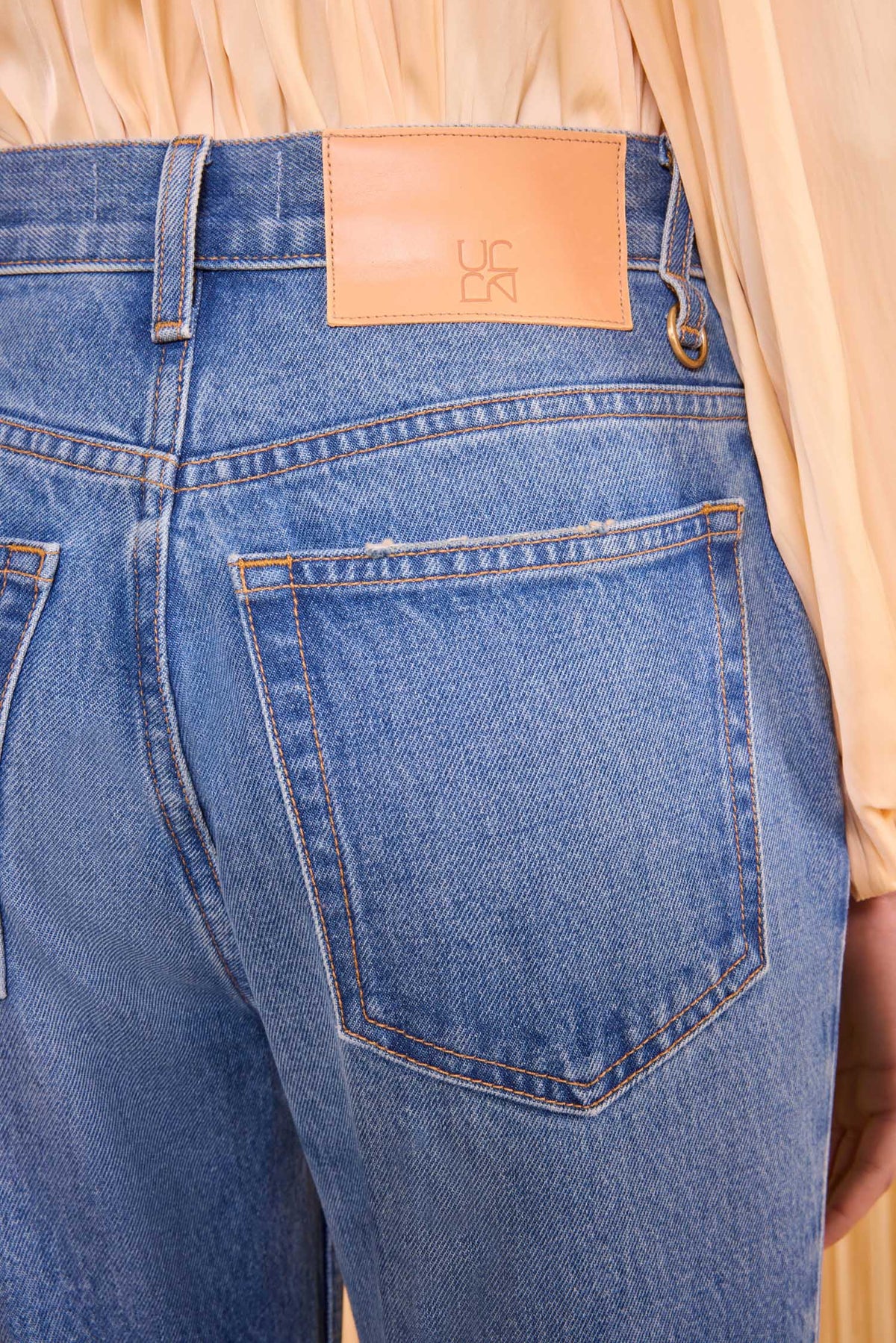 Ulla Johnson The Agnes Cropped Jean  Danube