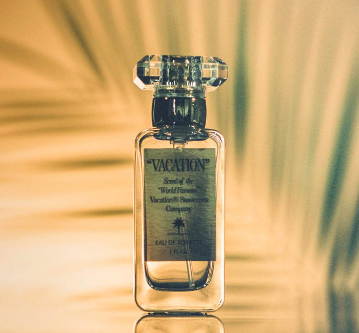 VACATION “The Scent of Sunscreen and Swimming Pool” Eau de Toilette