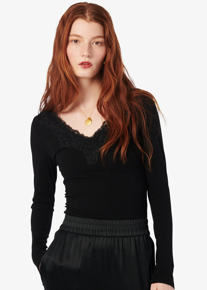 CAMI NYC ROONEY RIB KNIT TOP BLACK