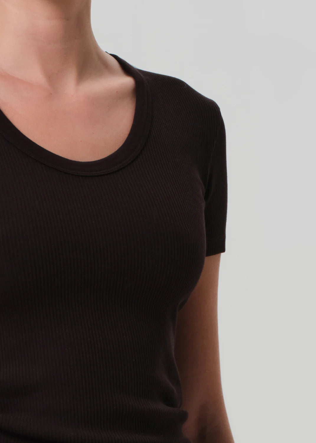 Citizens of Humanity Maude U Neck Tee In Chocolate or White