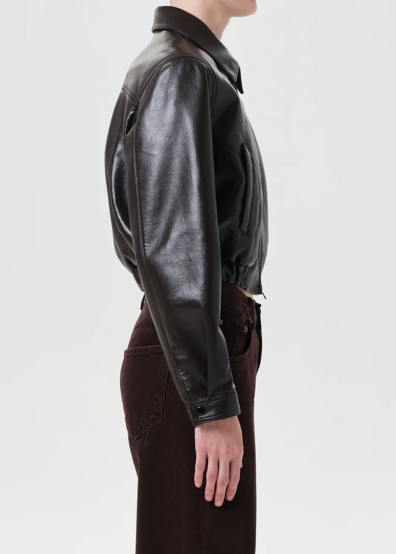 AGOLDE ESSIE RECYCLED LEATHER CROPPED JACKET IN CHOCOLATE