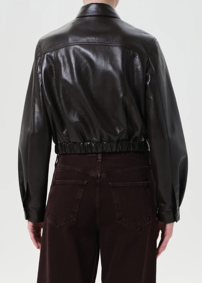 AGOLDE ESSIE RECYCLED LEATHER CROPPED JACKET IN CHOCOLATE