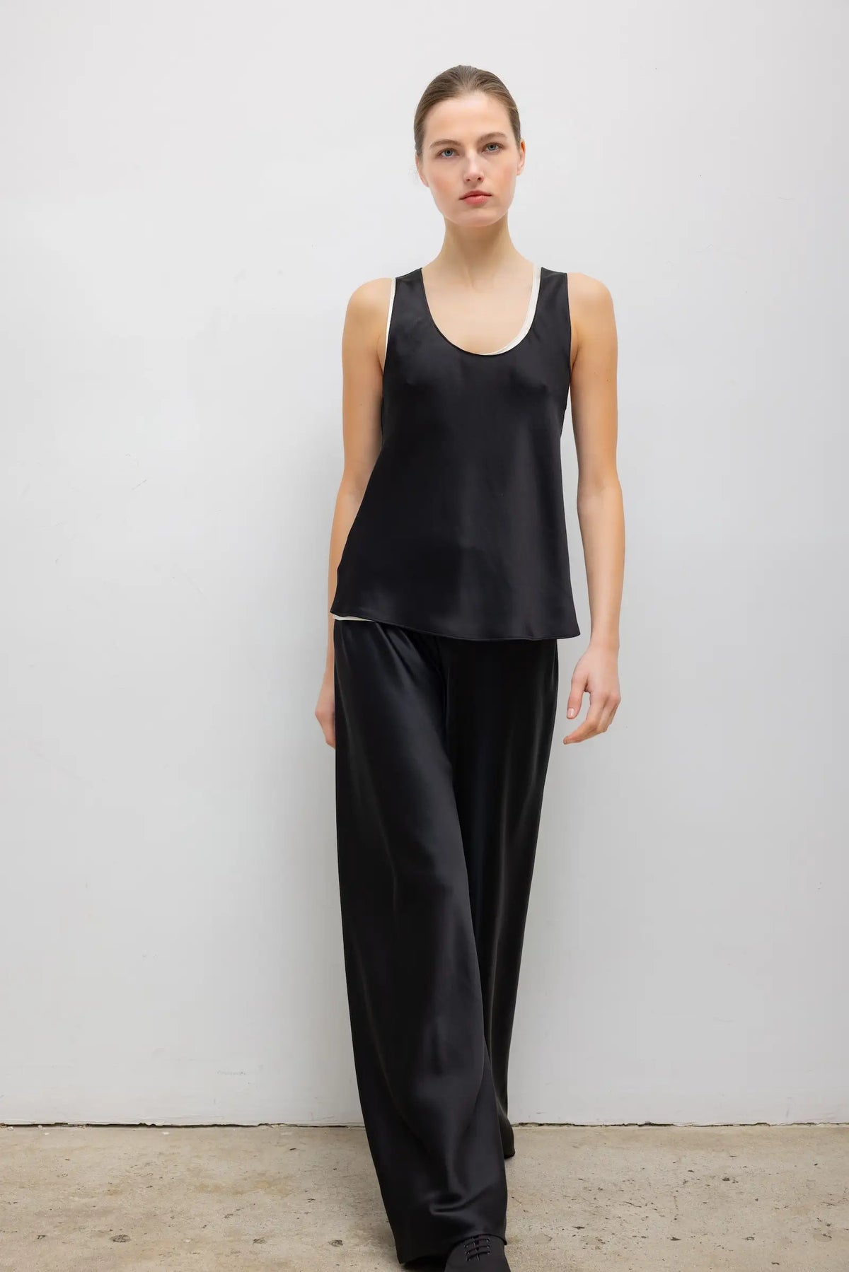 Leset Barb Bias Tank Black