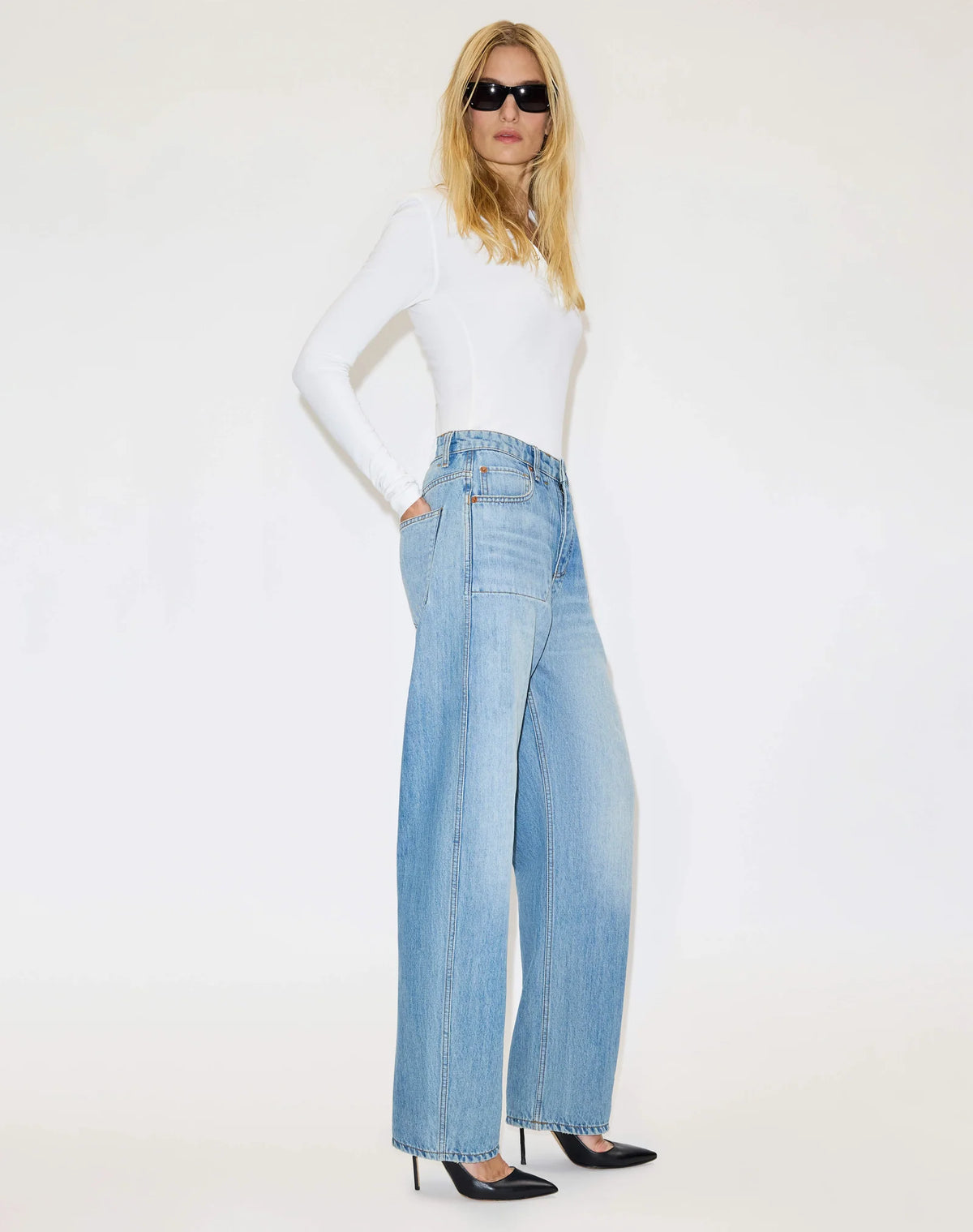 Re/Done THE REWIND JEAN- THUNDERSTRUCK