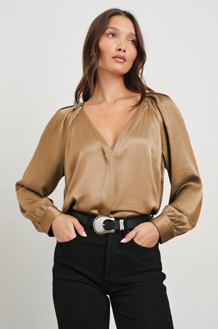 Rails Sandra Top Camel